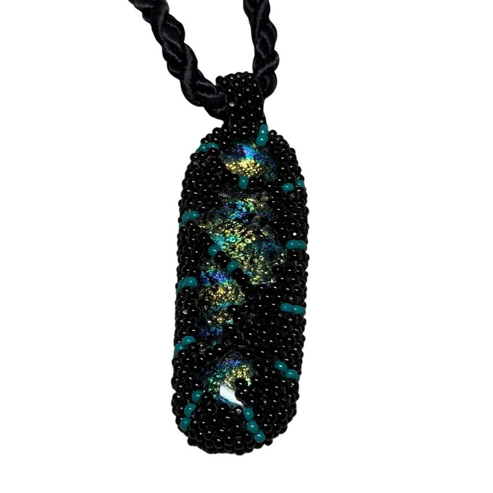 NWT Handcrafted Dichroic Glass Beaded Pendant Necklace